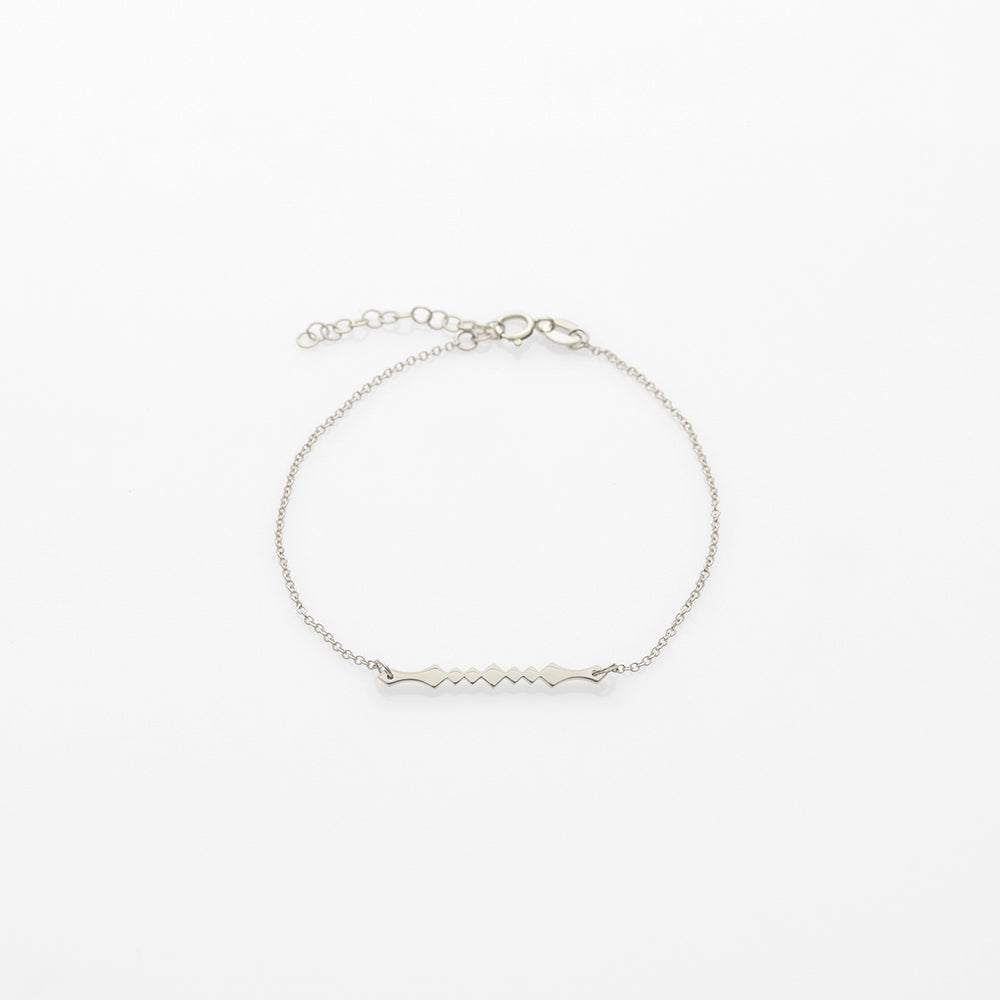 Alexa bracelet 14K white gold