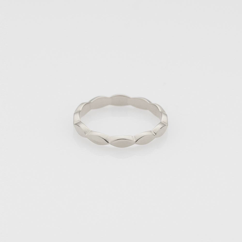 Tiny Treasures navette ring 14K white gold