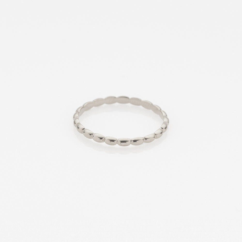 Tiny Treasures puff ring 14K white gold