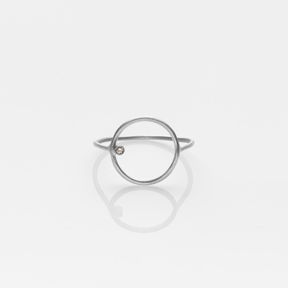 Wire circle ring white gold 14K with diamond