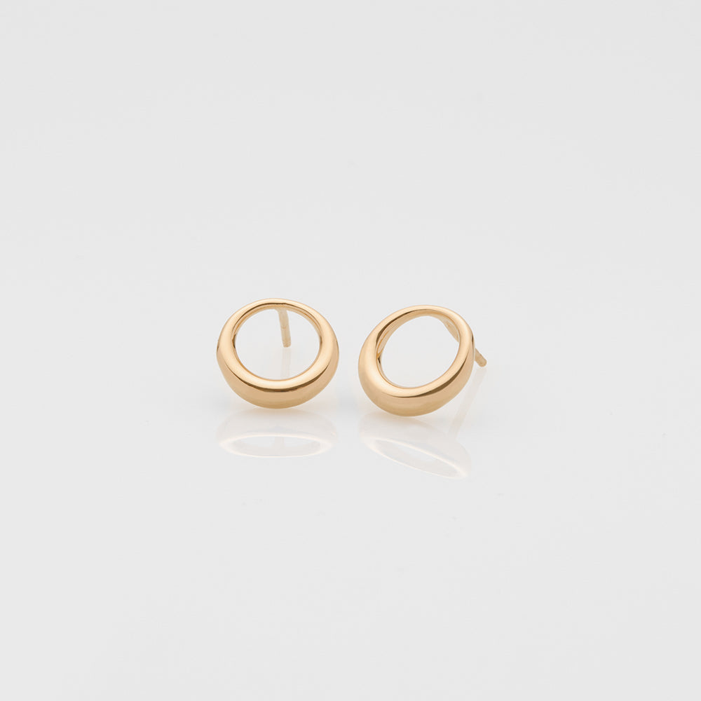 The crew Doris stud earrings 14K yellow gold