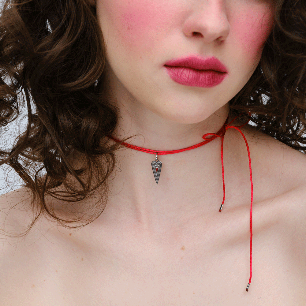 Μου'χεις Κλέψει την Καρδιά vol.II necklace with thread silver