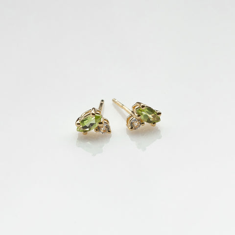 Fizzy peridot & white topaz stud earrings 14K yellow gold