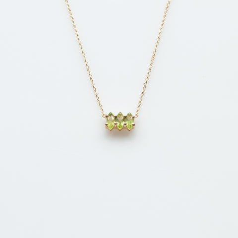 Fizzy peridot necklace 14K yellow gold