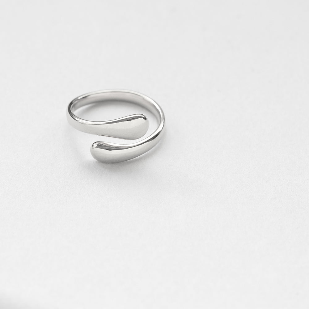 L'eau drops ring silver