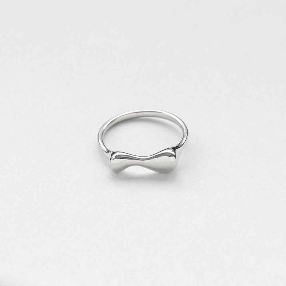 L'eau flow ring silver