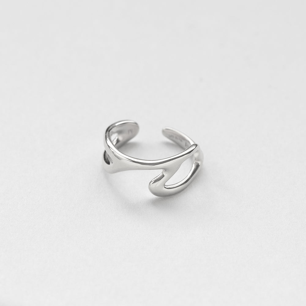 L'eau ripple ring silver