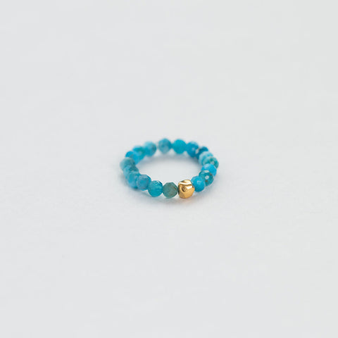 Terrestrial apatite ring gold