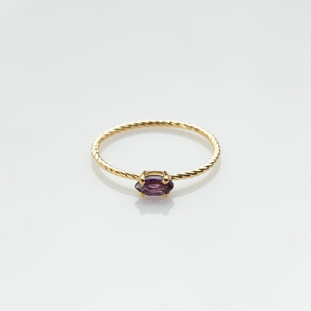 Fizzy rope amethyst ring 14K yellow gold