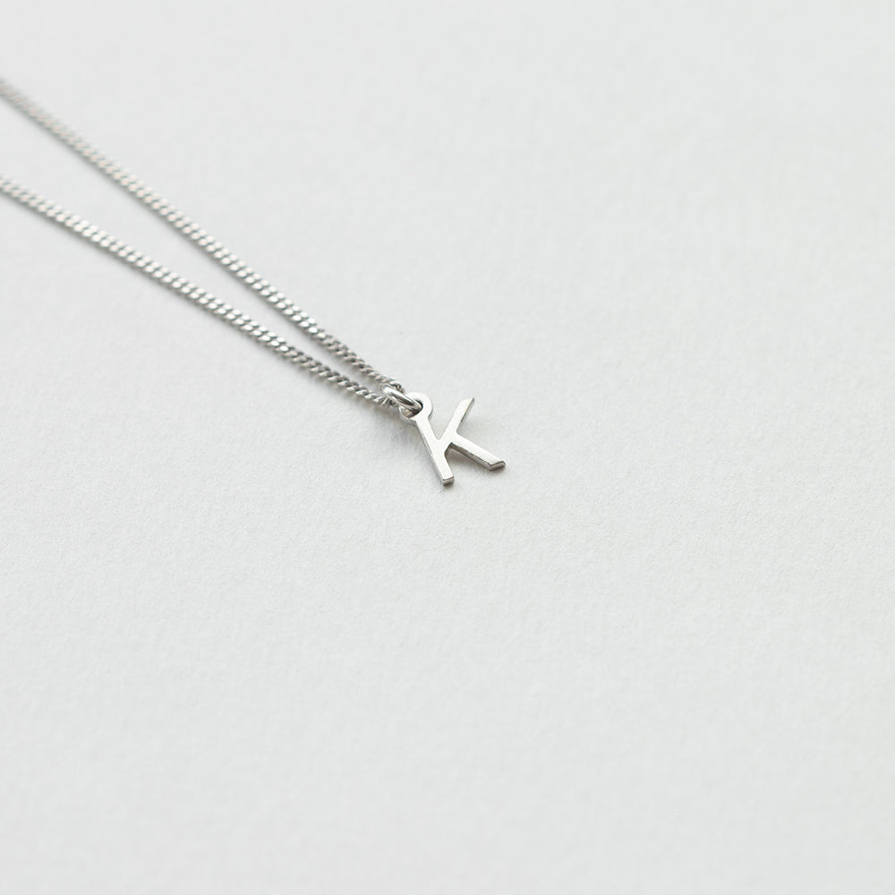 Initial necklace silver