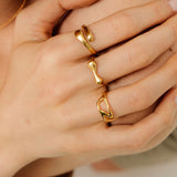 L'eau drops ring gold