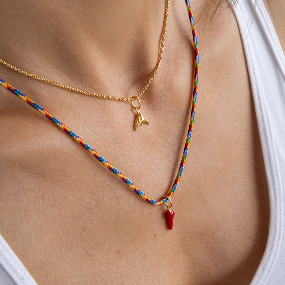 Cornicello necklace with thread gold