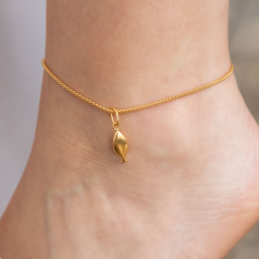 Lithrini necklace charm gold