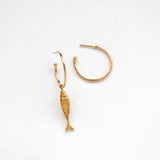 Diving barbouni earring charm gold