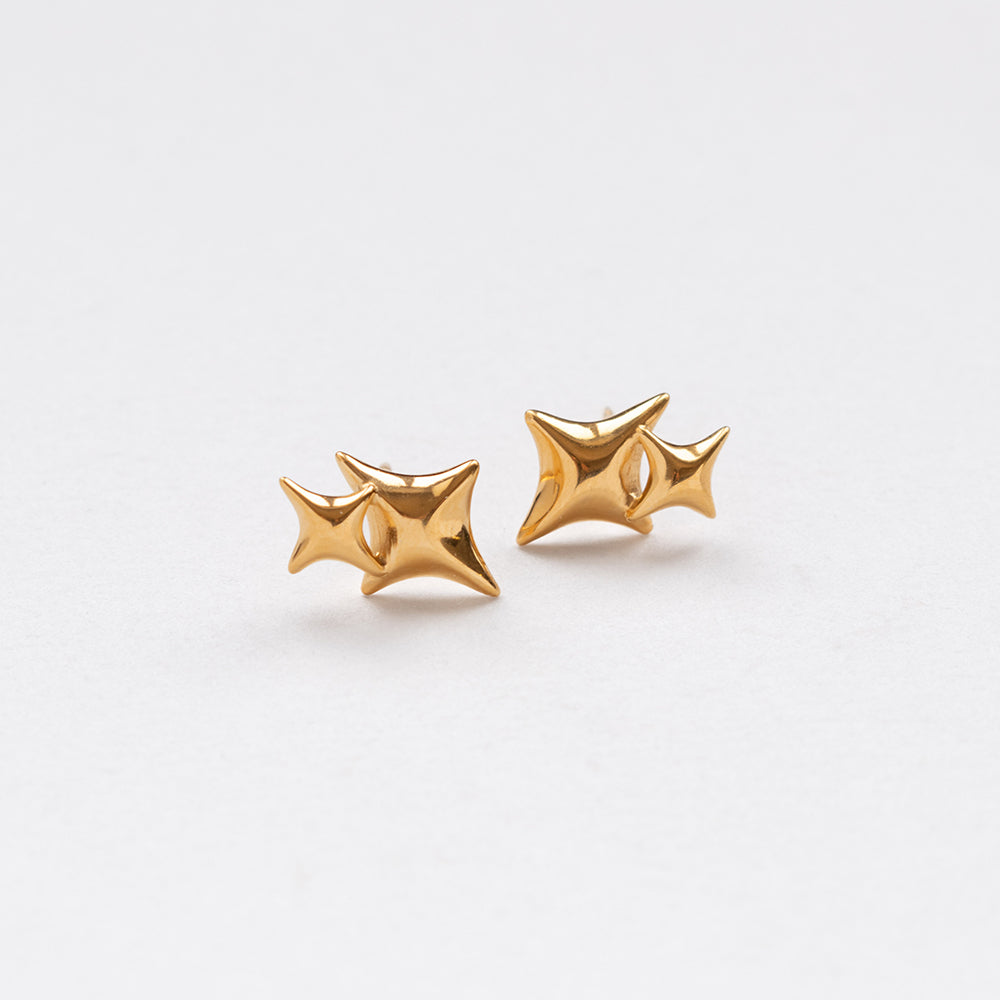Gazing double earrings gold