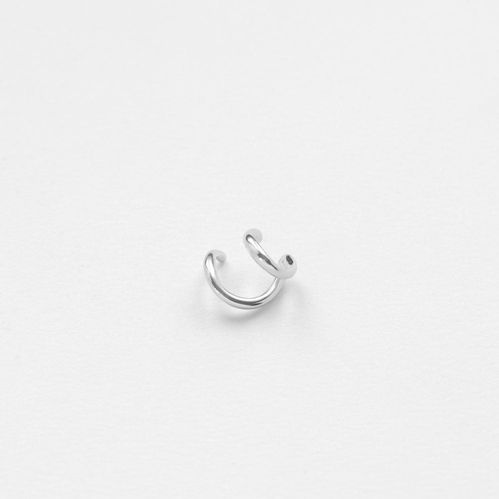 Hugging cuff earring silver
