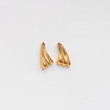 Surfing earrings gold