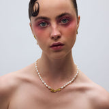 Surfing pearl necklace gold