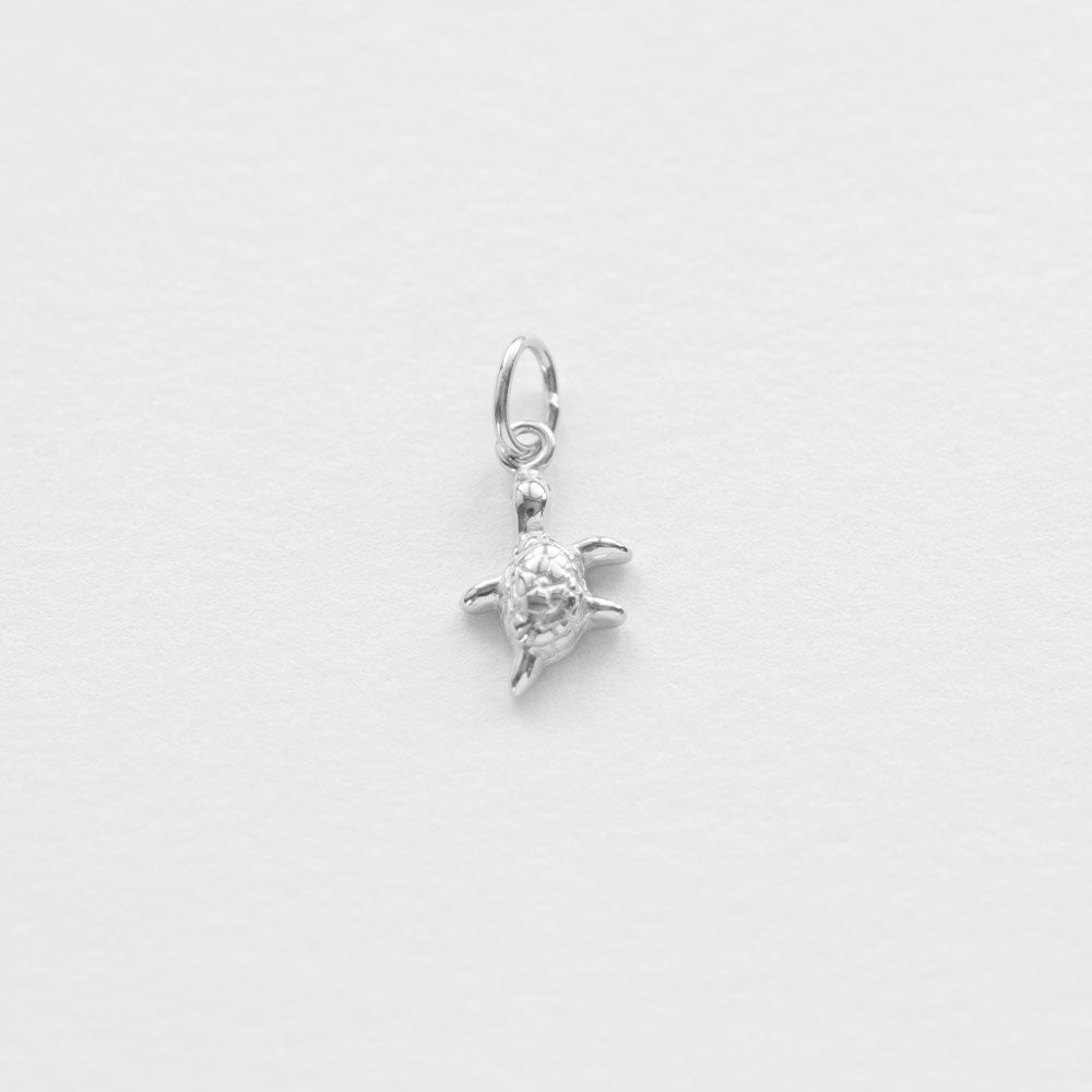 Tartaruga necklace charm silver