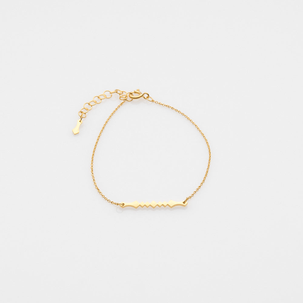 Alexa bracelet gold