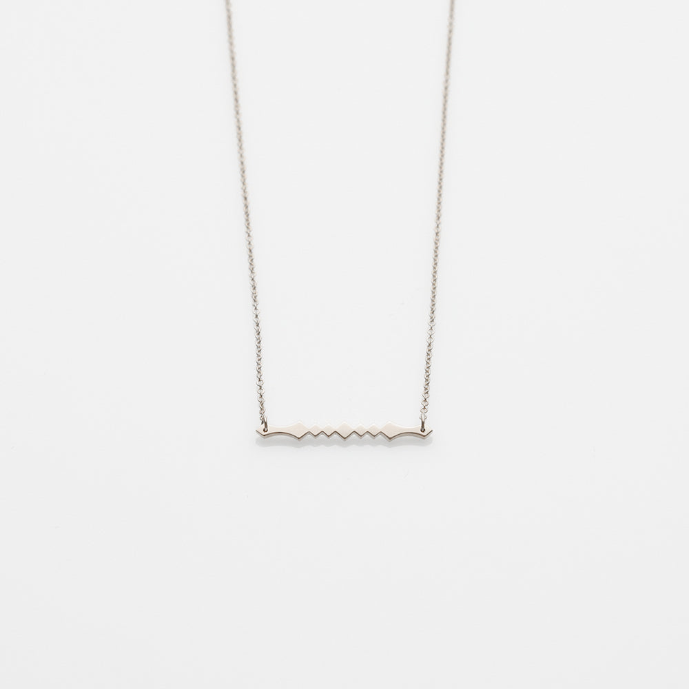 Alexa necklace 14K white gold