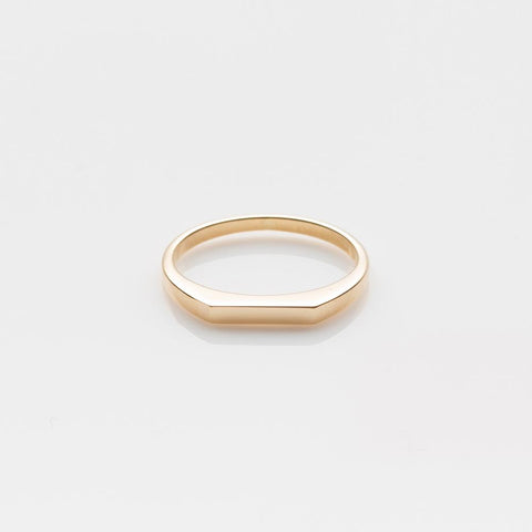 Pyr ring yellow gold