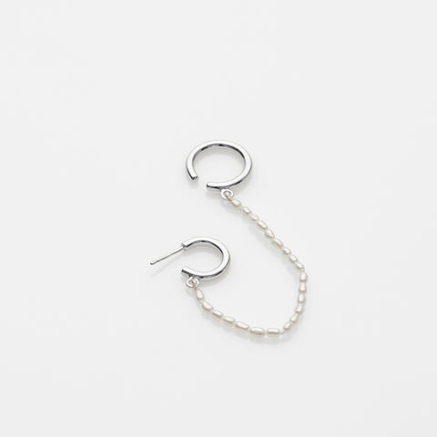 Gang cuff earring with pearl chain silver