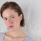 Free the pearls stud earrings 14K yellow gold