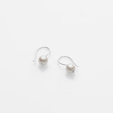 Free the pearls drop earrings silver