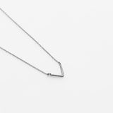 V necklace silver